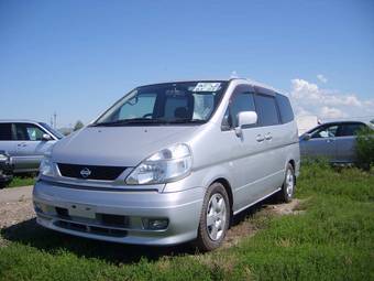 2001 Nissan Serena Photos