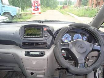 2001 Nissan Serena For Sale