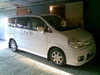 2001 Nissan Serena Pictures