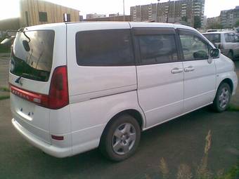 2001 Nissan Serena Pictures