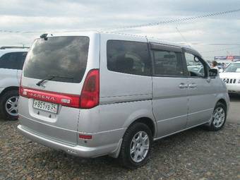 2001 Nissan Serena Pictures