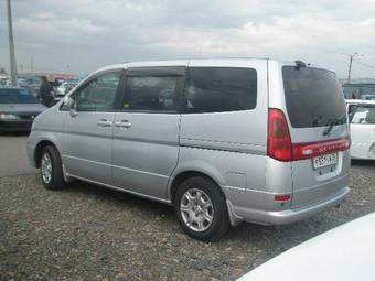 2001 Nissan Serena Photos