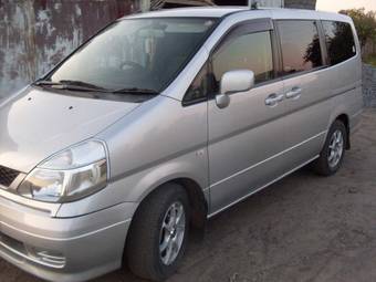 2001 Nissan Serena Photos