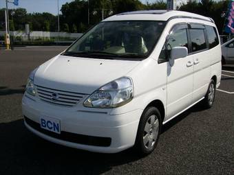 2001 Nissan Serena Photos