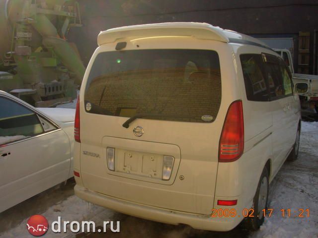 2002 Nissan Serena