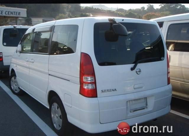 2002 Nissan Serena