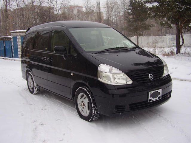 2002 Nissan Serena