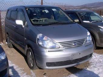 2002 Nissan Serena