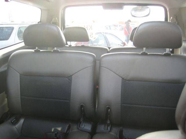 2002 Nissan Serena