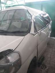 2002 Nissan Serena