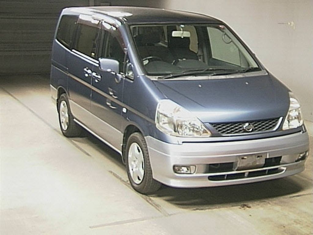 2002 Nissan Serena