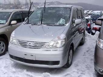 2002 Nissan Serena