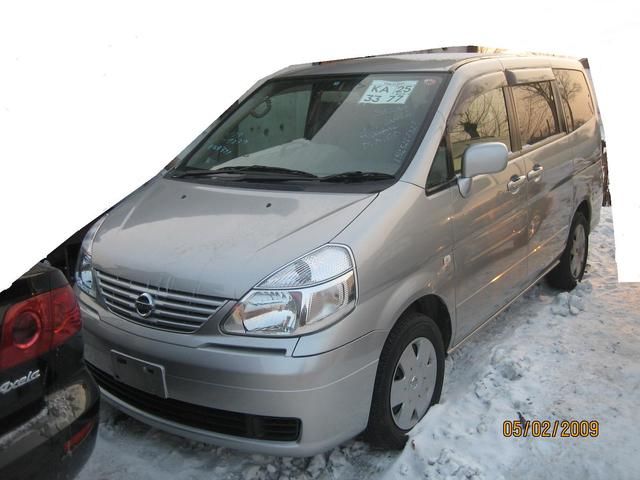 2002 Nissan Serena