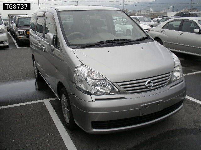 2002 Nissan Serena