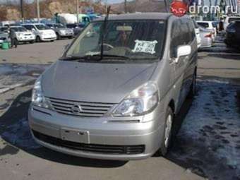 2002 Nissan Serena