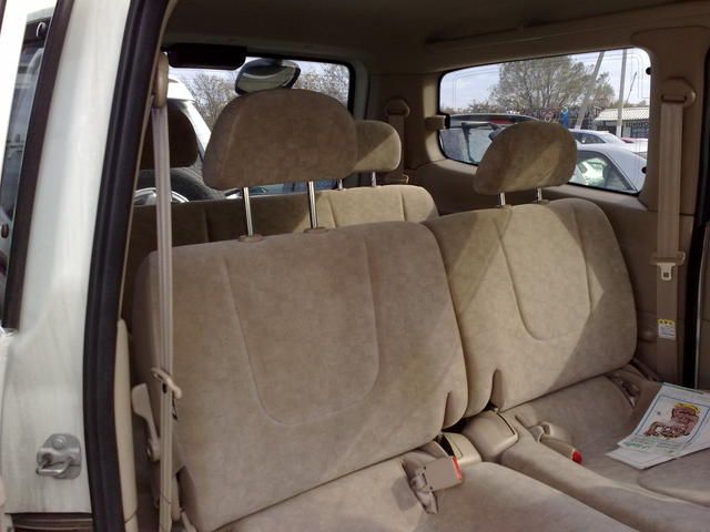 2002 Nissan Serena