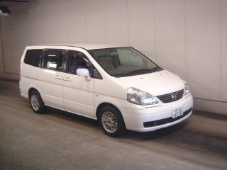 2002 Nissan Serena Photos