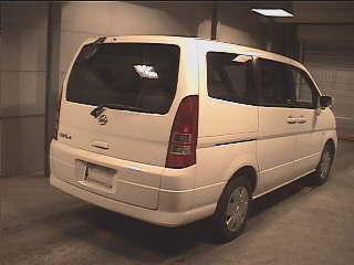 2002 Nissan Serena Photos