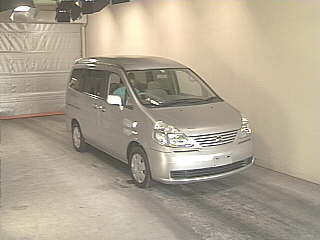 2002 Nissan Serena Pictures