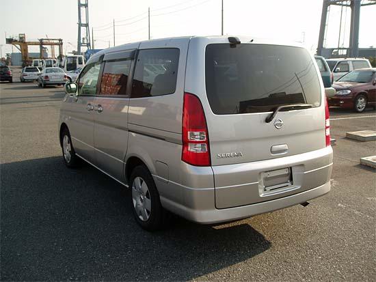 2002 Nissan Serena Pictures