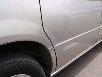 2002 Nissan Serena Pictures