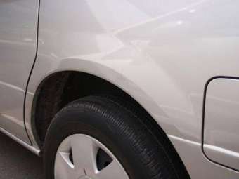 2002 Nissan Serena Photos