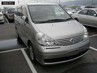 2002 Nissan Serena Pictures