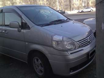 2002 Nissan Serena Pictures