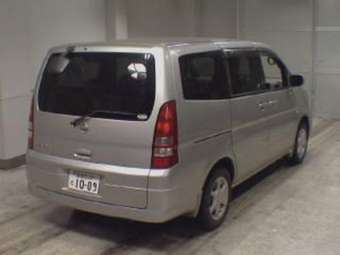 2002 Nissan Serena Pictures