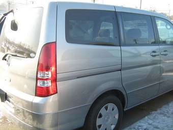 2002 Nissan Serena Pictures