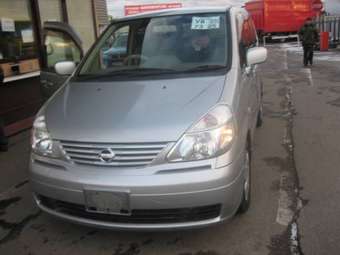 2002 Nissan Serena