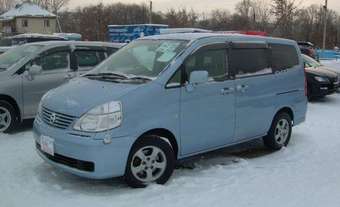 2002 Nissan Serena