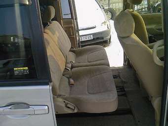 2002 Nissan Serena For Sale