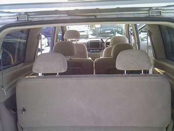 2002 Nissan Serena Images