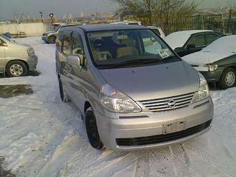 2002 Nissan Serena Pictures