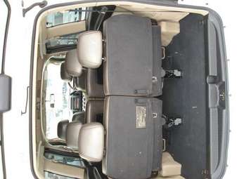 2002 Nissan Serena Photos