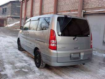 2002 Nissan Serena Images