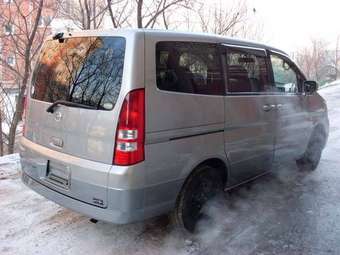 2002 Nissan Serena Pictures