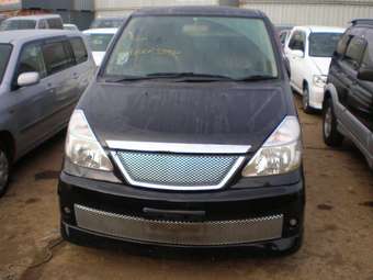 2002 Nissan Serena Pics