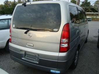 2002 Nissan Serena Photos