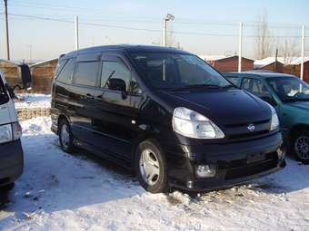 2002 Nissan Serena Pictures