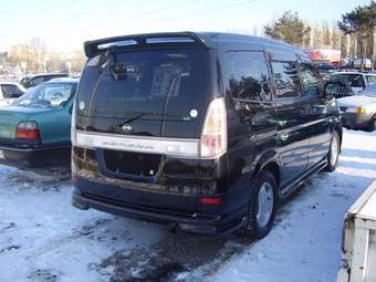 2002 Nissan Serena Pics