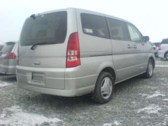 2002 Nissan Serena Pictures