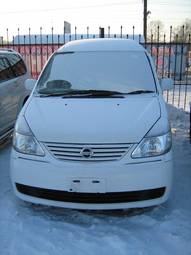 2002 Nissan Serena Pictures