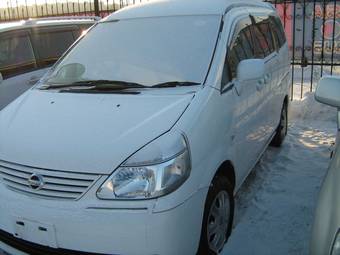 2002 Nissan Serena Photos