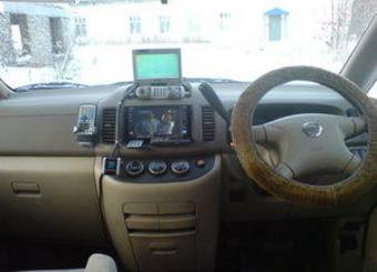 2002 Nissan Serena Pictures