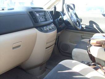 2002 Nissan Serena For Sale