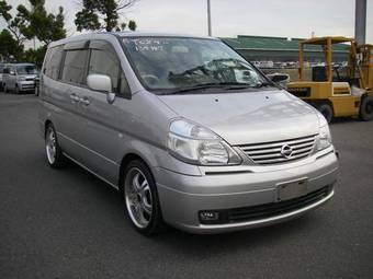 2002 Nissan Serena Pictures