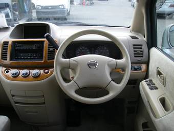 2002 Nissan Serena Wallpapers