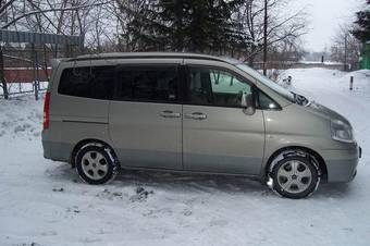 2002 Nissan Serena Pictures